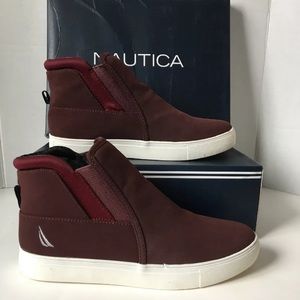 New Nautica Athletic booties sz 8.5